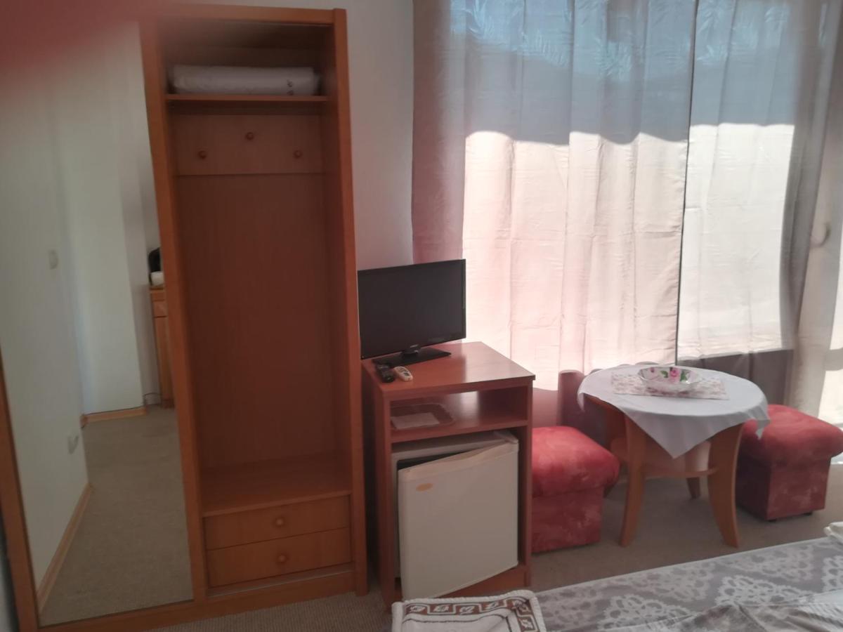 Guest House Stenli プリモルスコ エクステリア 写真
